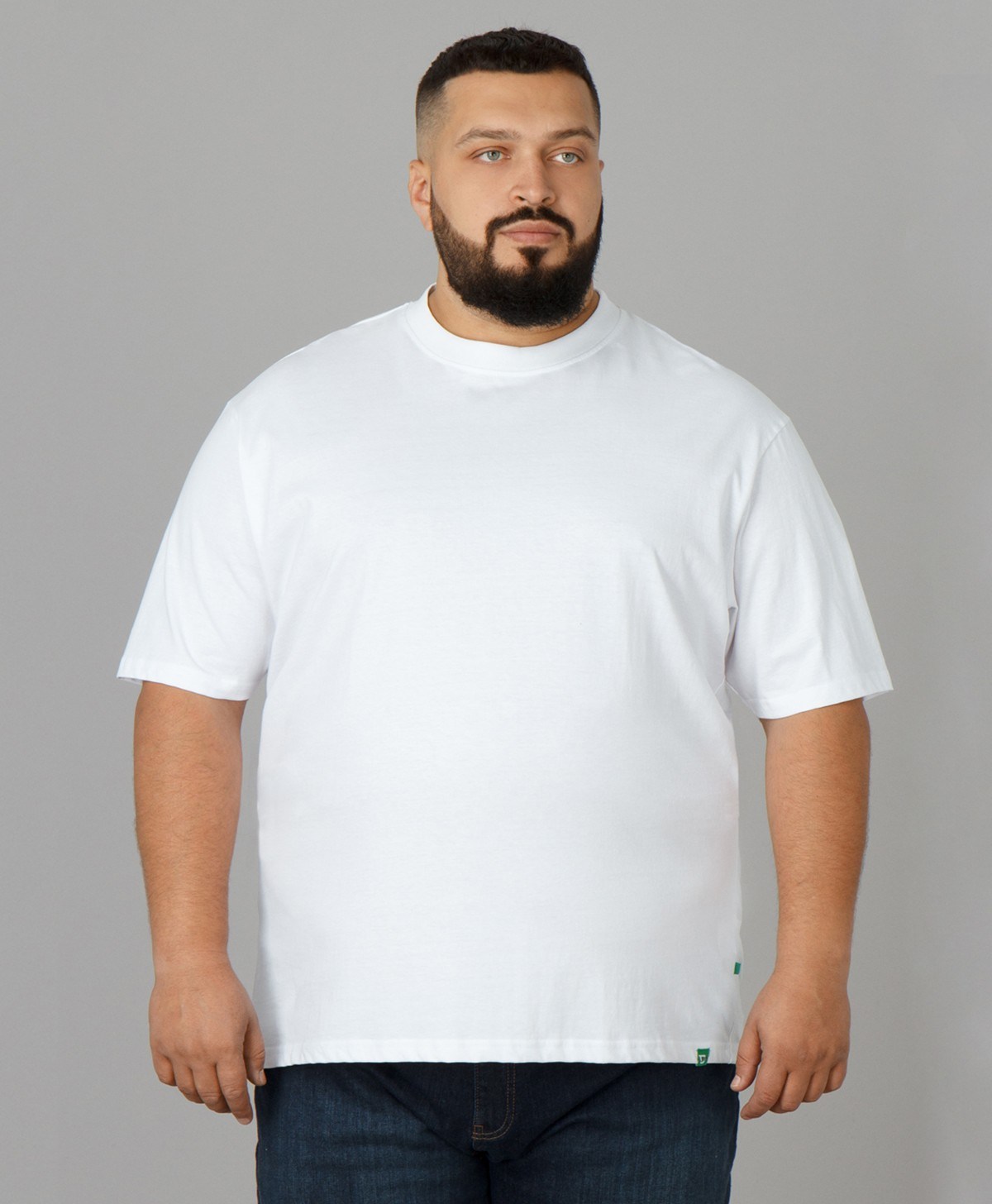 Футболка D555